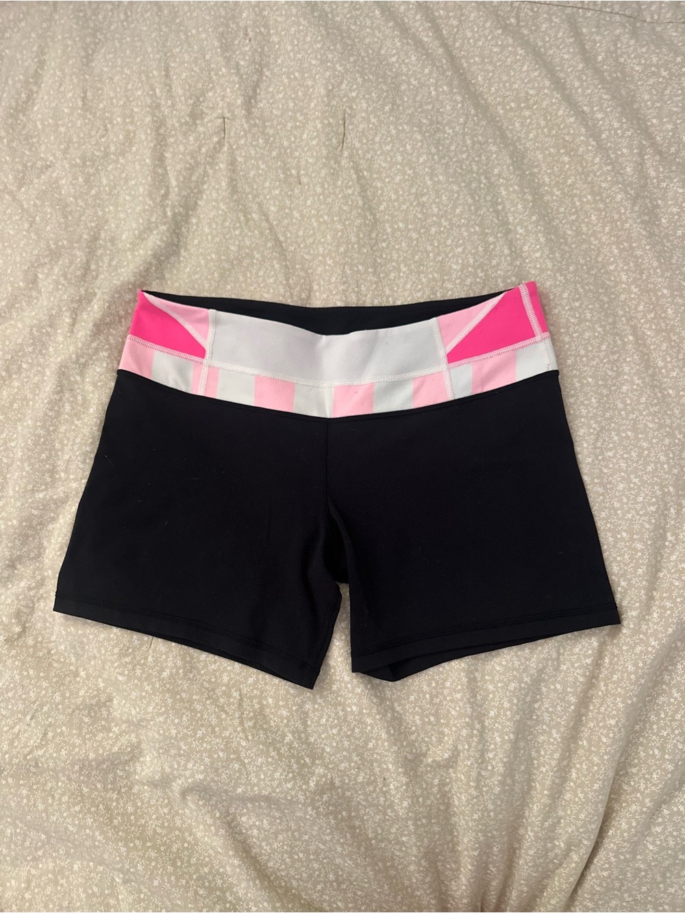 Lululemon Shorts Size 10 3in Inseam